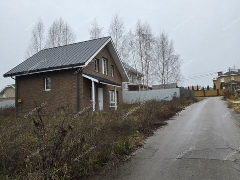 dom-derevnya-burcevo-bogorodskiy-municipalnyy-okrug фото