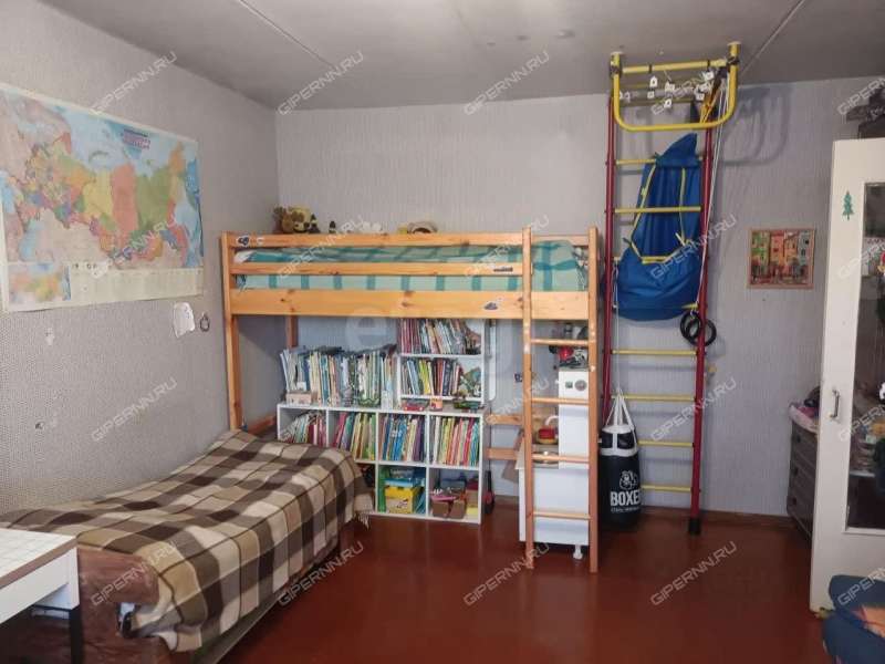 трёхкомнатная квартира на проспекте Гагарина дом 182