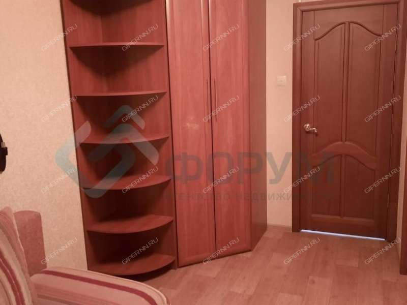 трёхкомнатная квартира на Московском шоссе дом 13