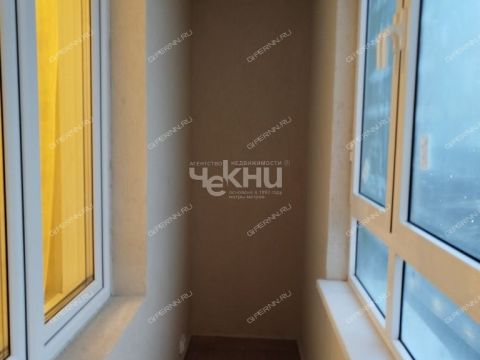 kvartira-studiya-prosp-geroev-donbassa-d-12 фото