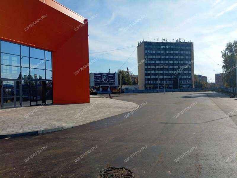 помещение под торговую площадь на улице Героя Рябцева