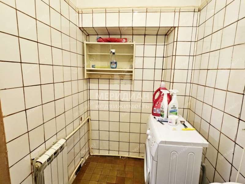 четырёхкомнатная квартира на улице Литвинова дом 40