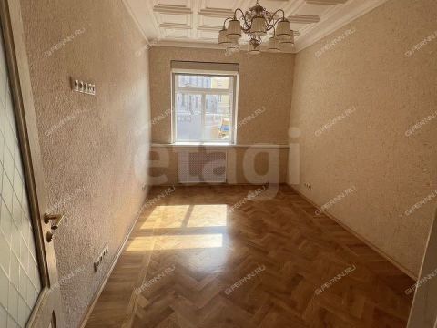 2-komnatnaya-ul-minina-d-2-8 фото