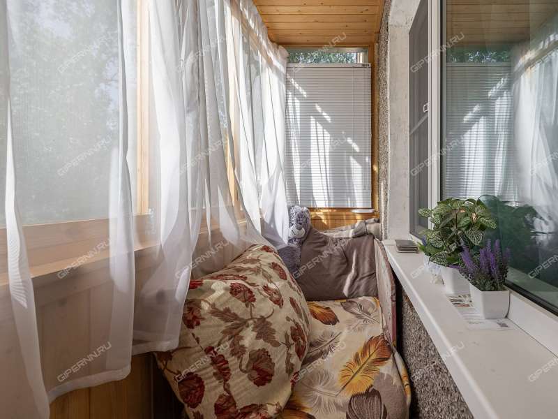 двухкомнатная квартира на улице Бурденко дом 14