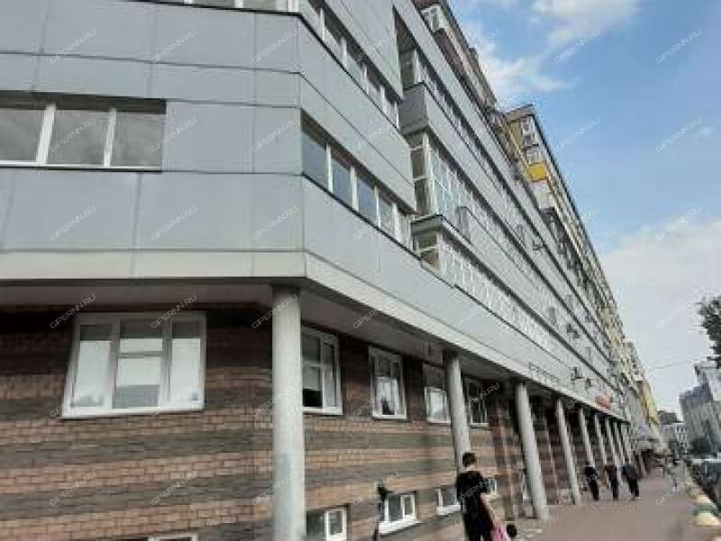 трёхкомнатная квартира на улице Белинского дом 30