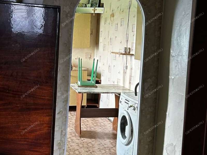 дом на Центральная село Асташиха