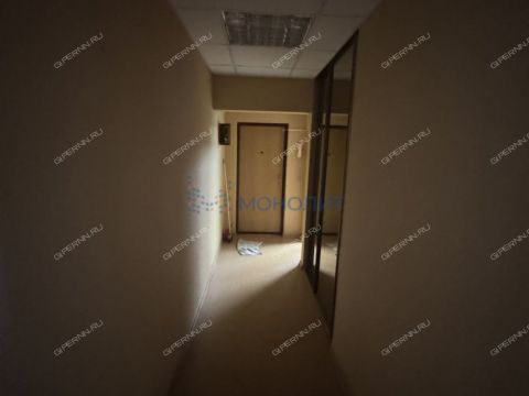 4-komnatnaya-ul-kerchenskaya-d-28 фото