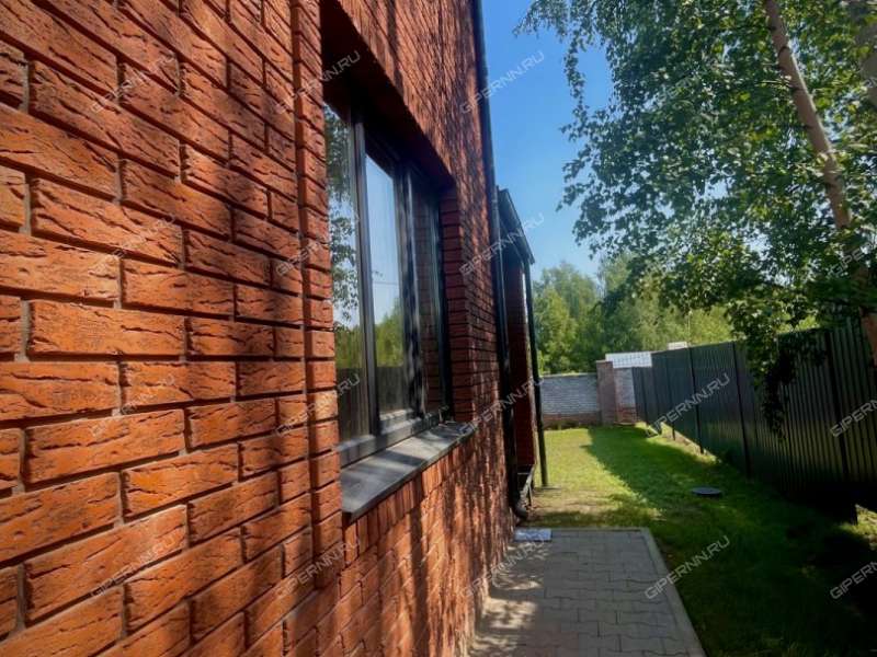 дом на Восточной улице село Великий Враг