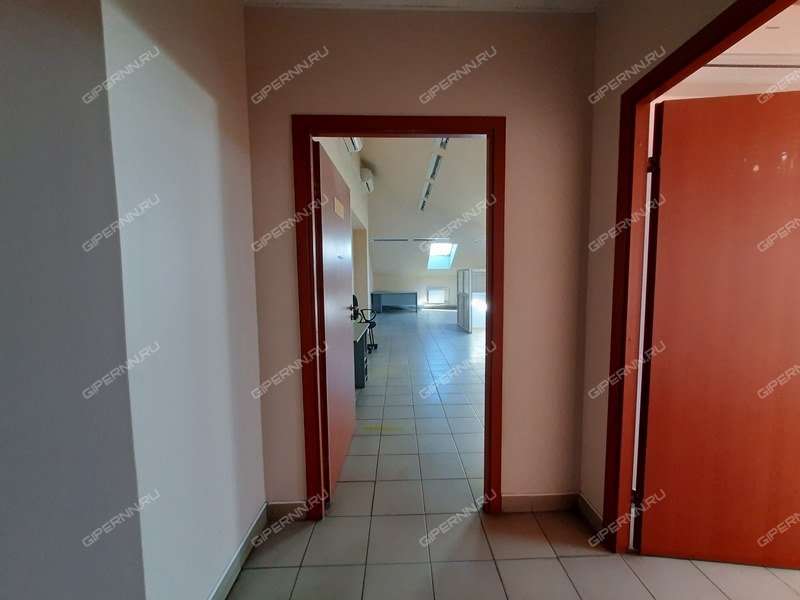 помещение под офис на Фабричная ул.2