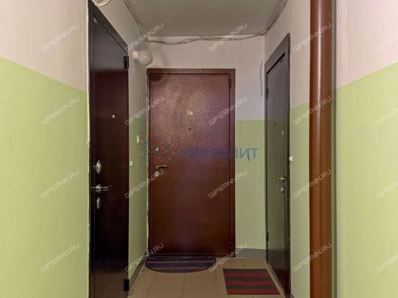 двухкомнатная квартира на улице Александра Хохлова дом 1