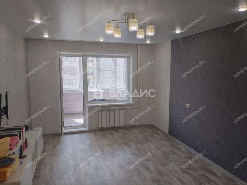 трёхкомнатная квартира на проспекте Ильича дом 42А