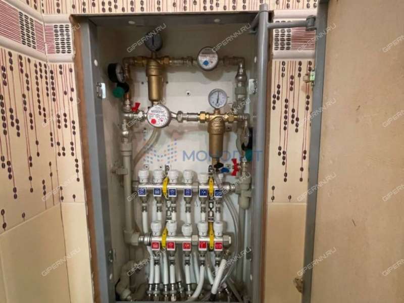 четырёхкомнатная квартира на улице Нестерова дом 33