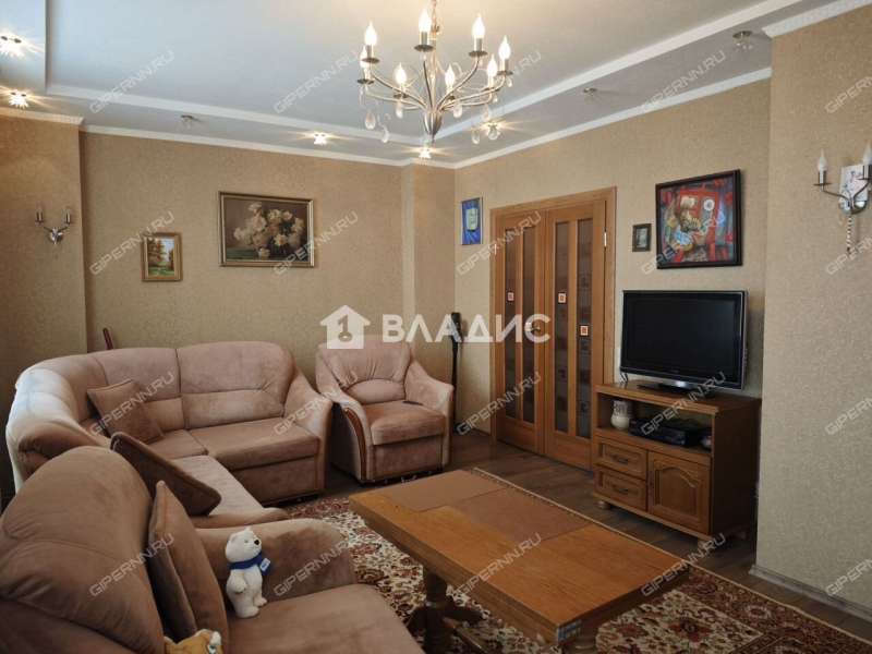 трёхкомнатная квартира на бульваре Мира дом 17А