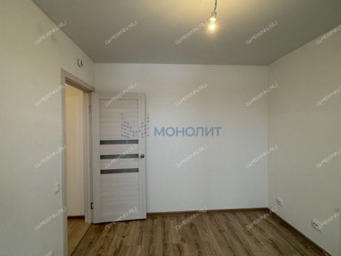 4-komnatnaya-ul-romantikov-d-13 фото