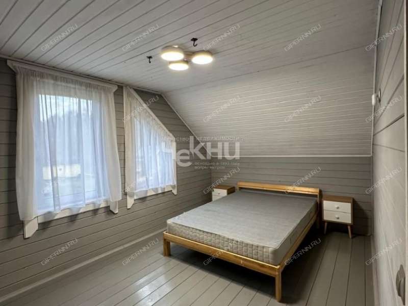 дом на  СНТ Шелухово