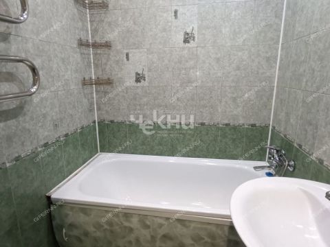 3-komnatnaya-ul-krasnodoncev-d-21-k1 фото