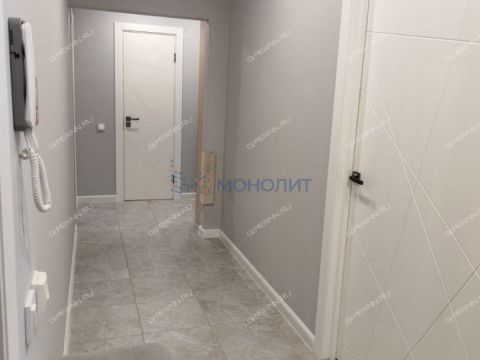 3-komnatnaya-ul-sergeya-akimova-d-23 фото