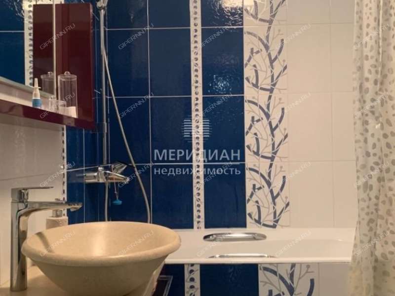 трёхкомнатная квартира на улице Братьев Игнатовых дом 1 к2