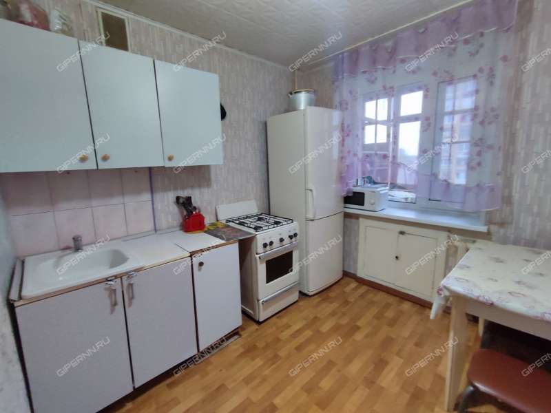 двухкомнатная квартира в 2-м микрорайоне дом 4 город Кстово