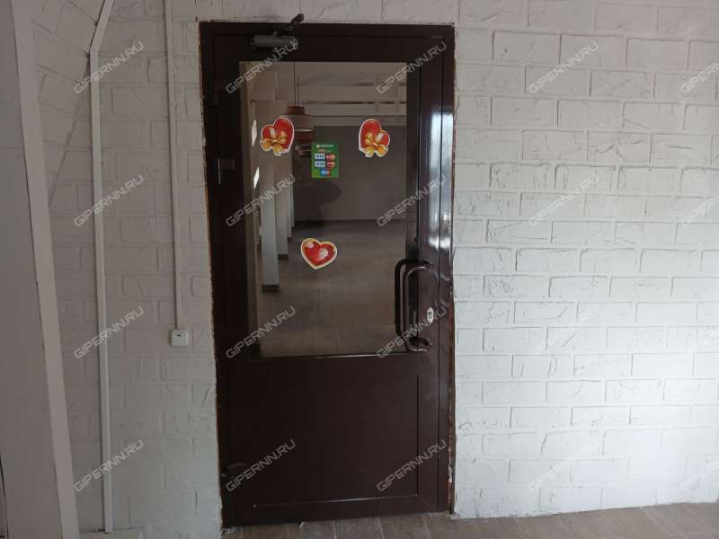 здание под торговую площадь, недвижимость под медицинские учреждения на Горной улице