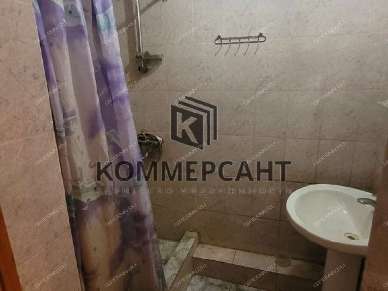 помещение под склад на Памирской улице