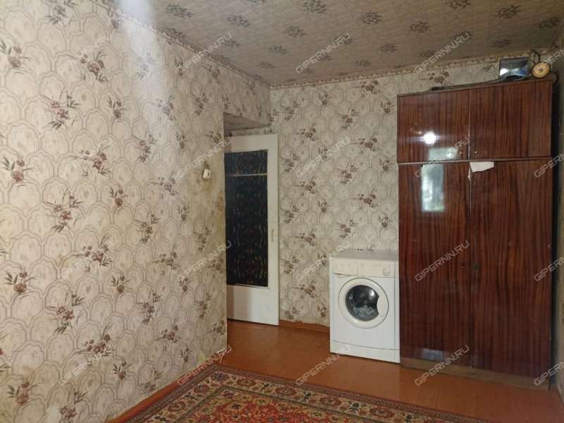 двухкомнатная квартира на улице Военных Комиссаров дом 3