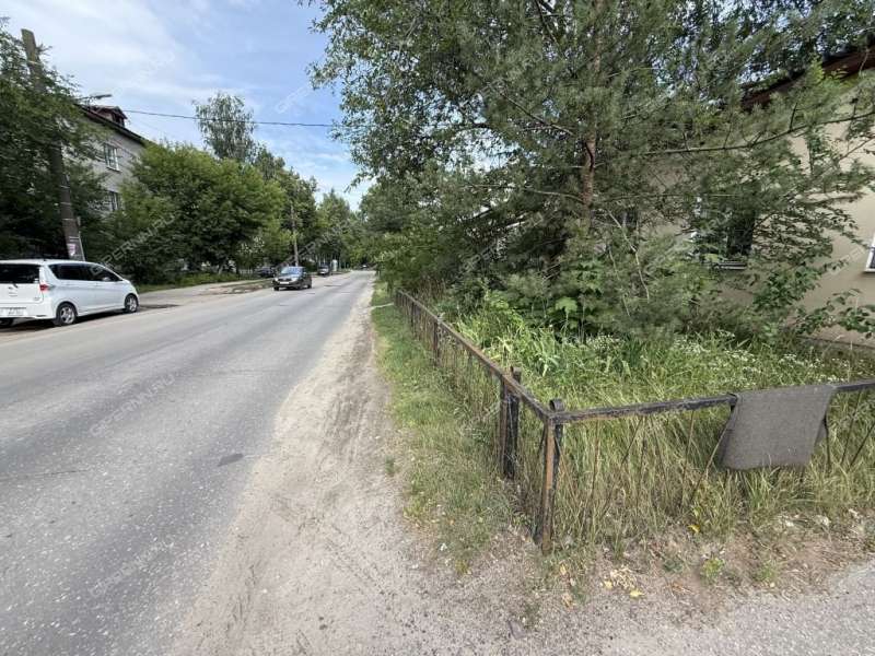 помещение под коммерческую недвижимость на улице Станиславского