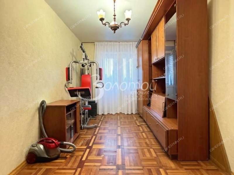 трёхкомнатная квартира на улице Бориса Панина дом 4