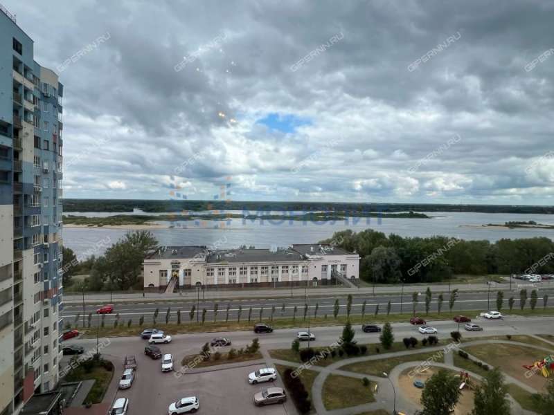 трёхкомнатная квартира на Волжской набережной дом 21