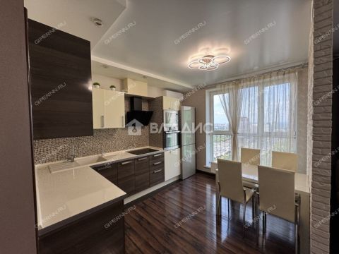 3-komnatnaya-ul-rodionova-d-192-k3 фото