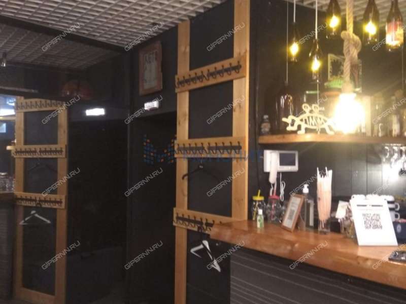 помещение под офис, торговую площадь на улице Максима Горького