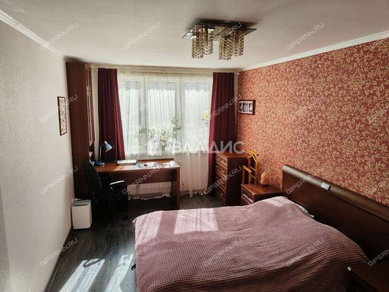 трёхкомнатная квартира на Краснозвёздной улице дом 31