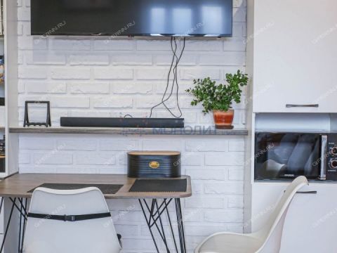 kvartira-studiya-ul-rodionova-d-202-1 фото