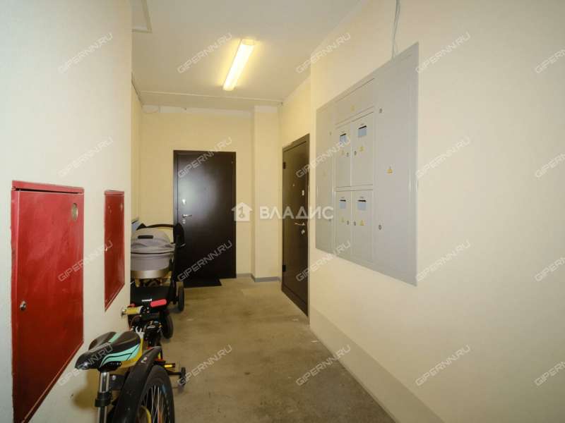 однокомнатная квартира на бульваре 60-летия Октября дом 23 к4