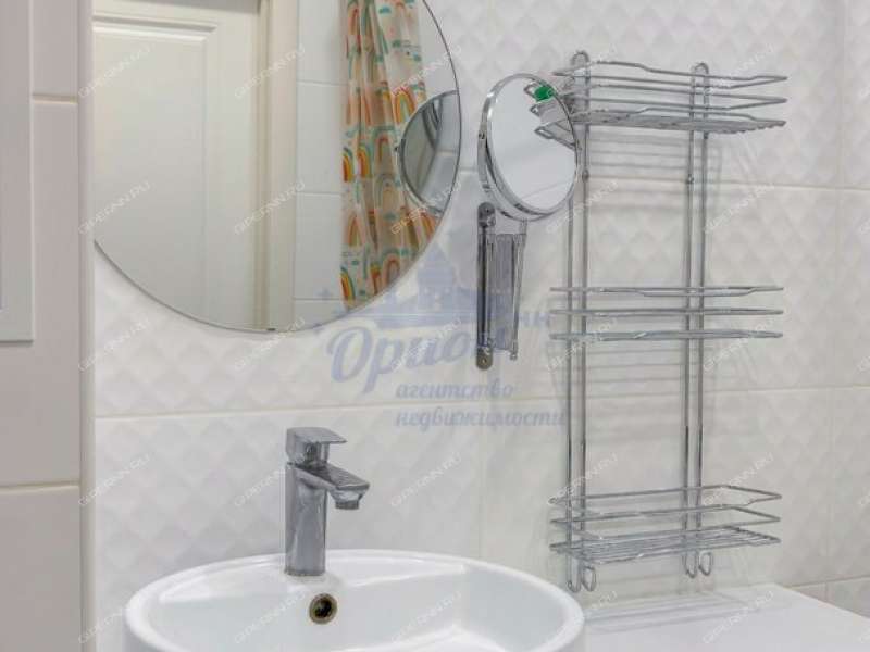 однокомнатная квартира на улице Июльских Дней дом 1, к2