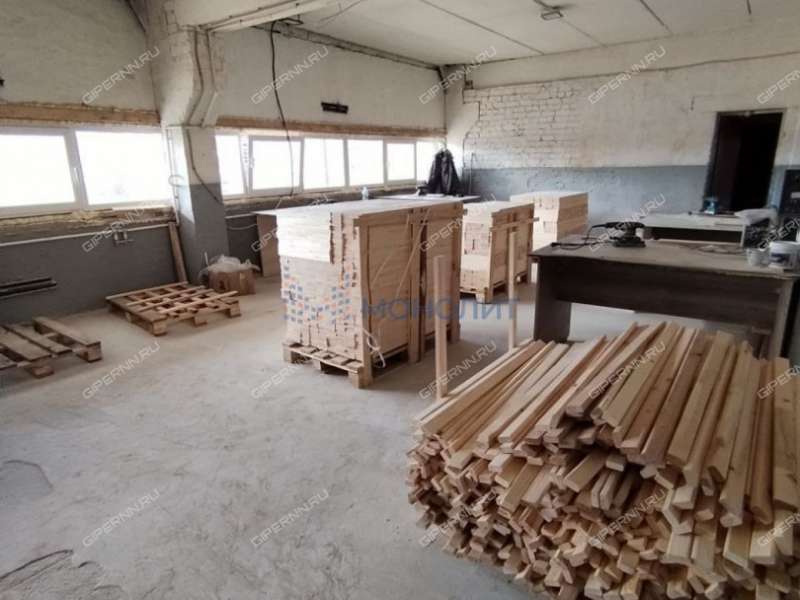 имущественный комплекс под склад, производственную площадь на улице Молькова деревня Прокошево