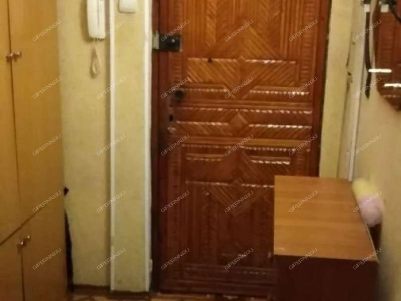 трёхкомнатная квартира на улице Военных Комиссаров дом 5