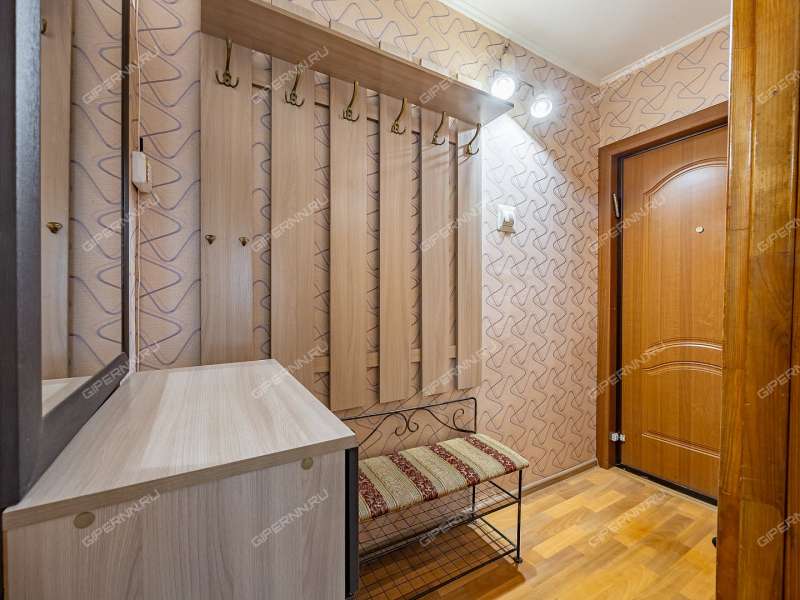 трёхкомнатная квартира на улице Адмирала Васюнина дом 5 к1