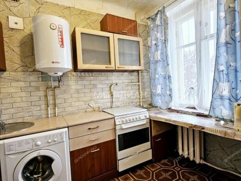 2-komnatnaya-ul-50-letiya-pobedy-d-9 фото