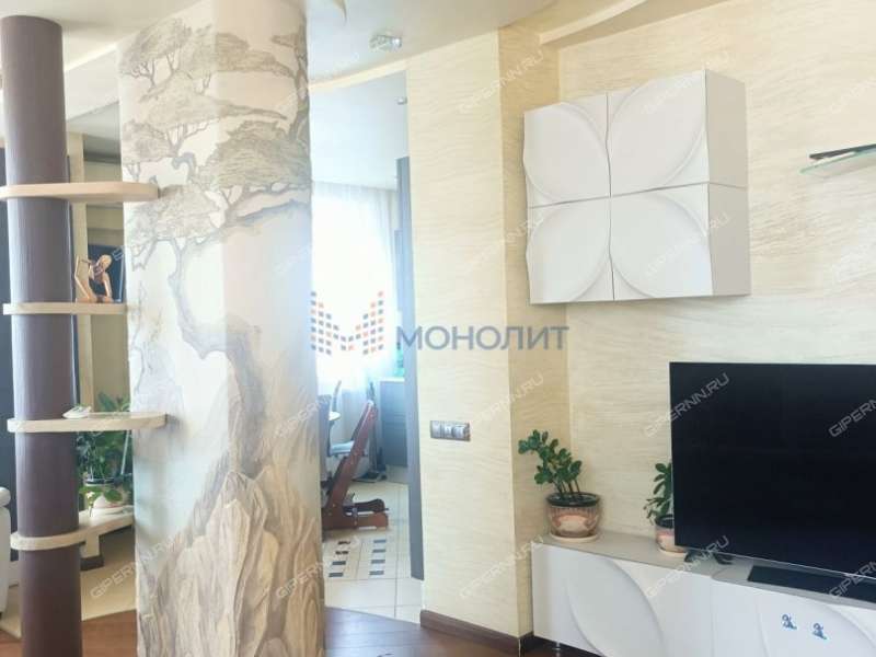 трёхкомнатная квартира на бульваре Академика Королёва дом 8