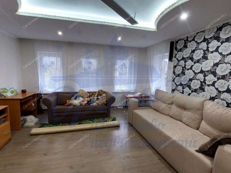 дом на Колхозной улице деревня Комарово