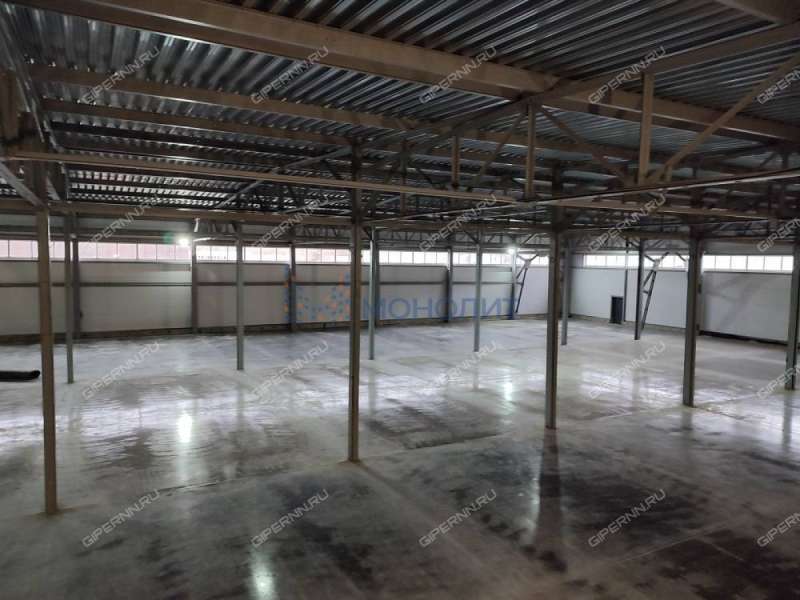 здание под торговую площадь, производственную площадь на Московском шоссе