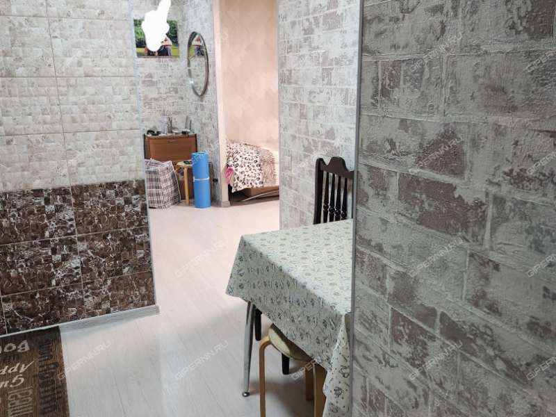 однокомнатная квартира на Молодёжной улице дом 8 город Дзержинск