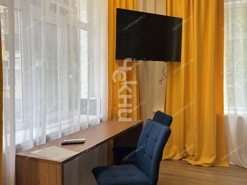 квартира-студия на Алексеевской улице дом 24/27