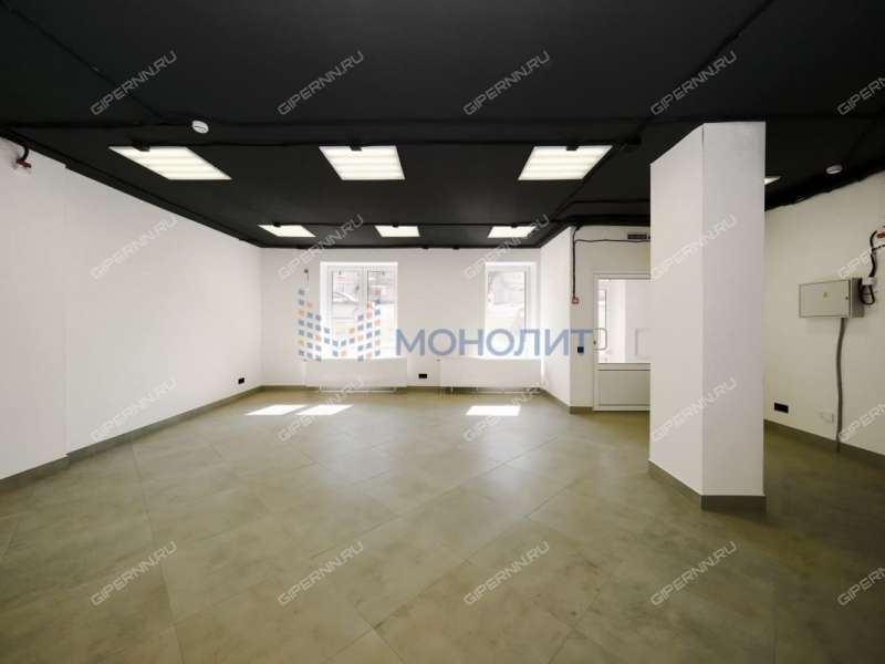 помещение под офис, торговую площадь на улице Владимира Лузянина