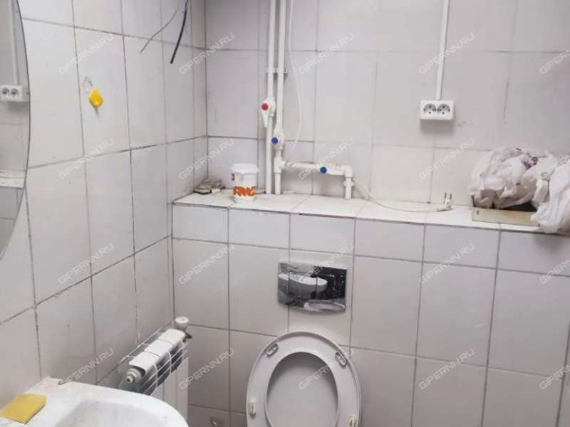 помещение под торговую площадь на Ленина пр-кт , д. 51/11