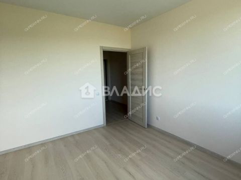 1-komnatnaya-ul-zelenhozovskaya-d-1n фото