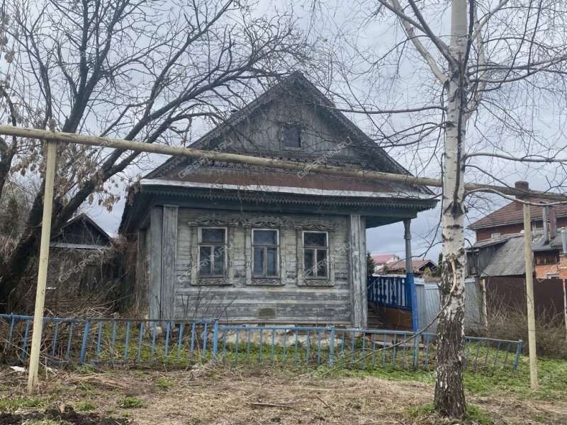 дом на Центральной улице