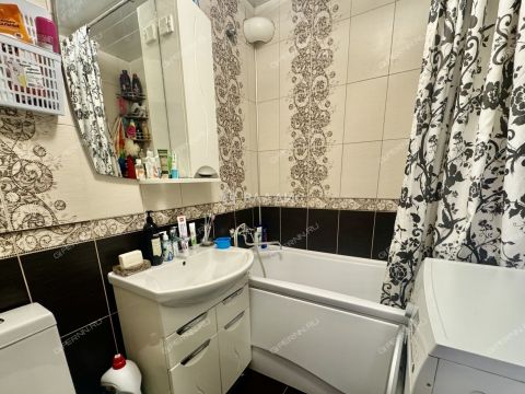 2-komnatnaya-ul-fedoseenko-d-29 фото