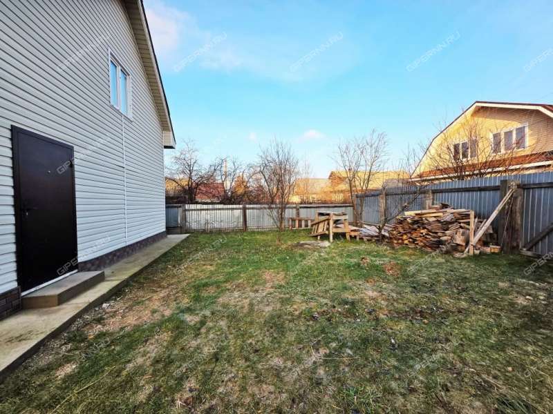 дом на  деревня Пионерское